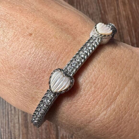 JUDITH RIPKA Sterling Silver Cuff Bracelet Pink Mother of Pearl Heart & CZ, MOP - Picture 12 of 14